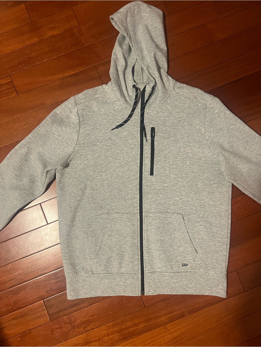 GAP Men’s Light Gray Zip-Up Hoodie with Chest Zip